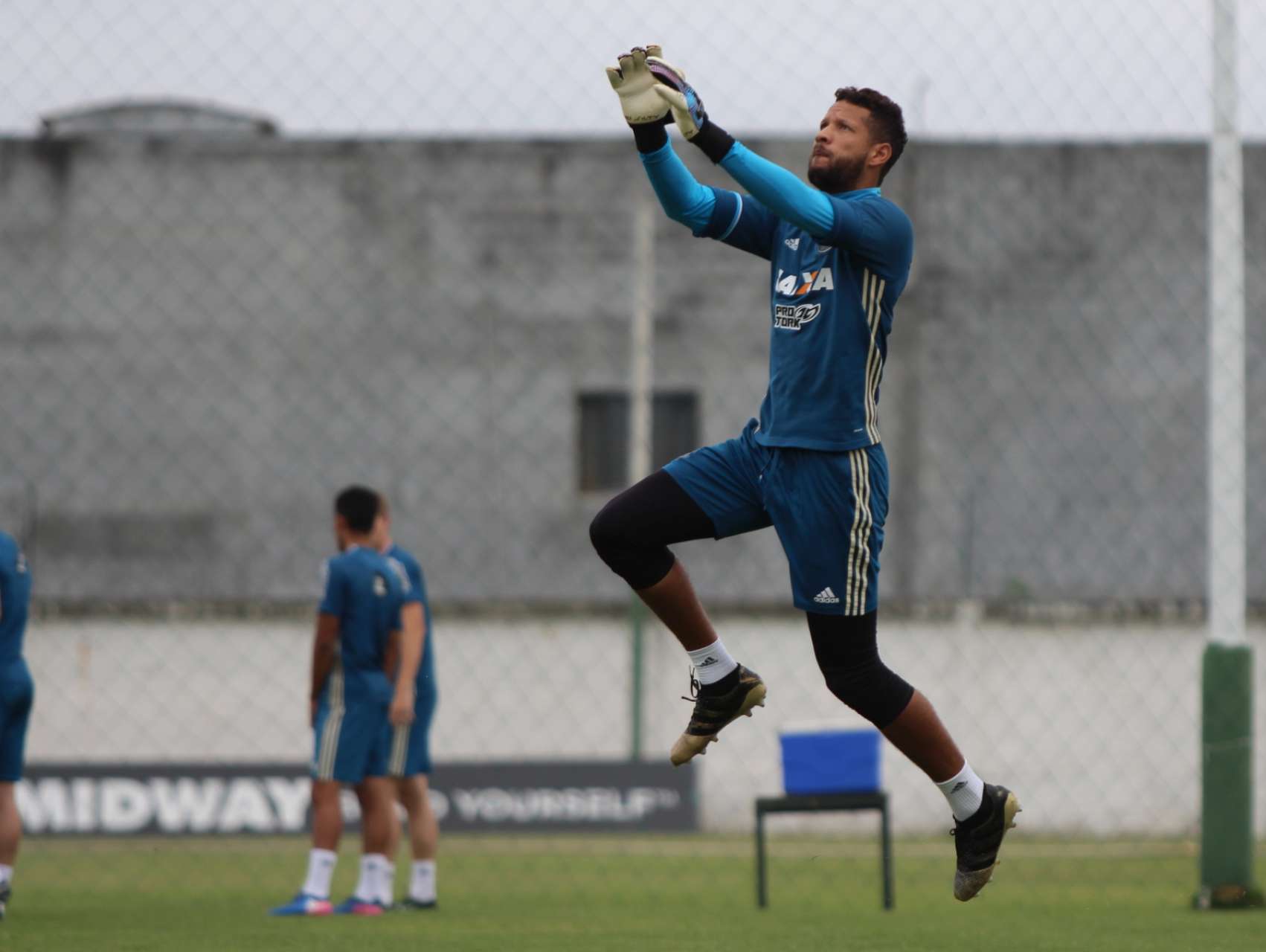 Rafael Martins renova por três anos com o Coxa
