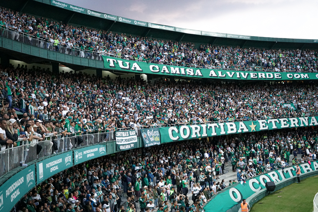 Coritiba convoca torcida e faz promoo para jogos no Couto Pereira