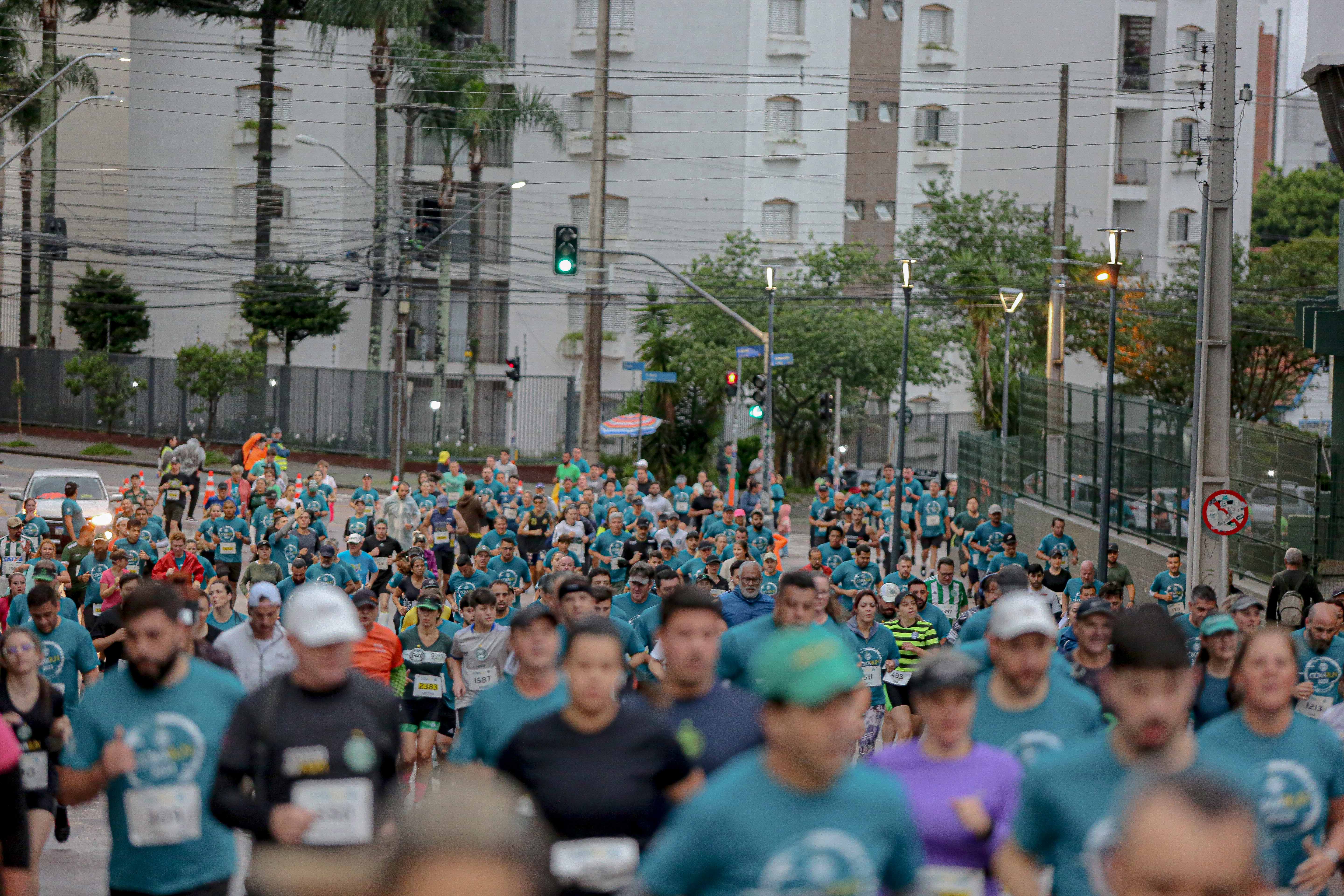 Mais de 1.600 corredores estiveram no Coxa Run 2023
