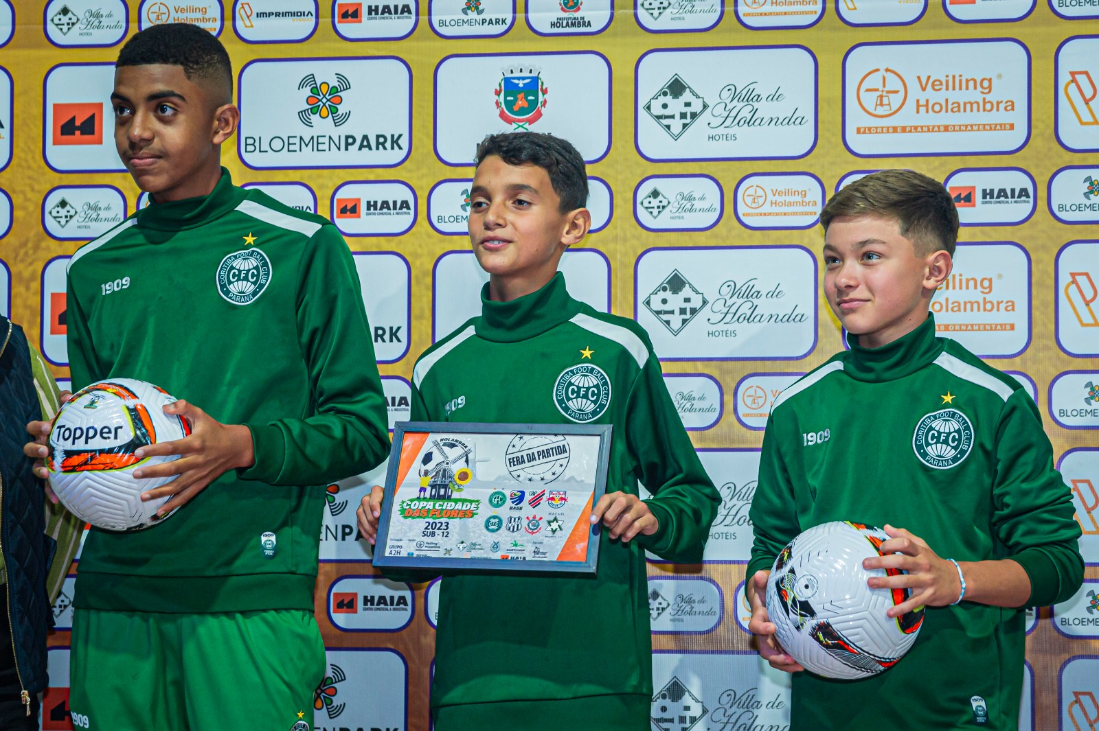 Sub-12 participa da Copa Cidade das Flores