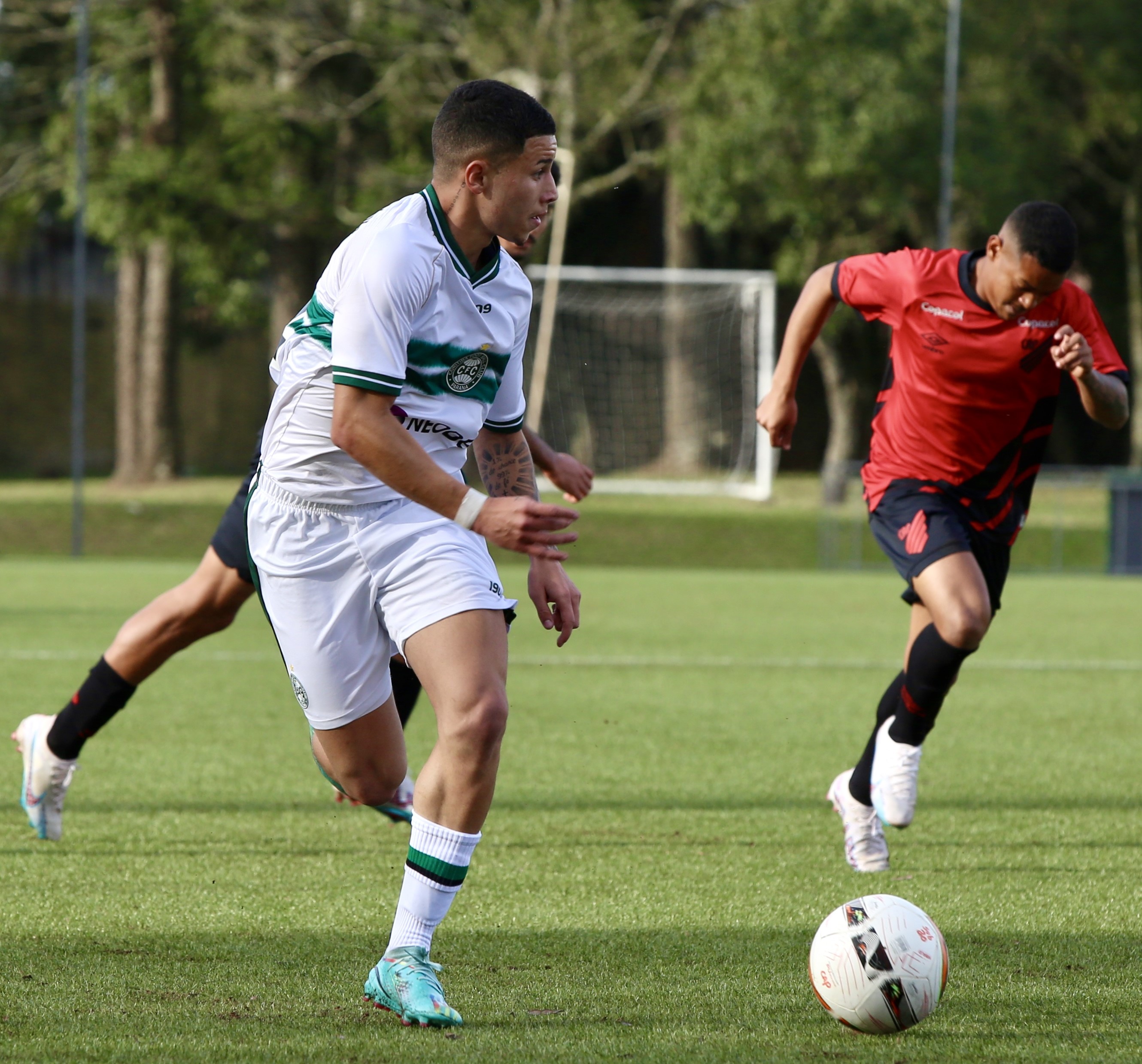 Sub-20 enfrenta o Athletico pelo Campeonato Paranaense