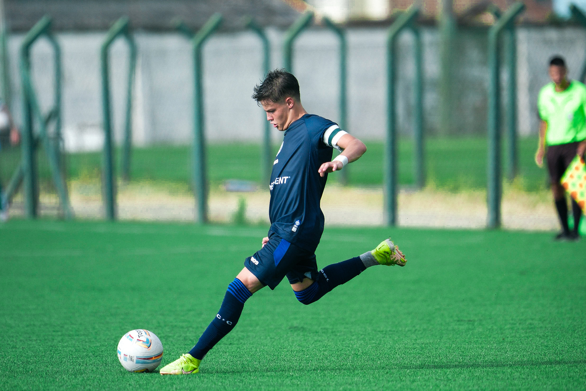 Sub-16 enfrenta o PSTC na semifinal do Paranaense