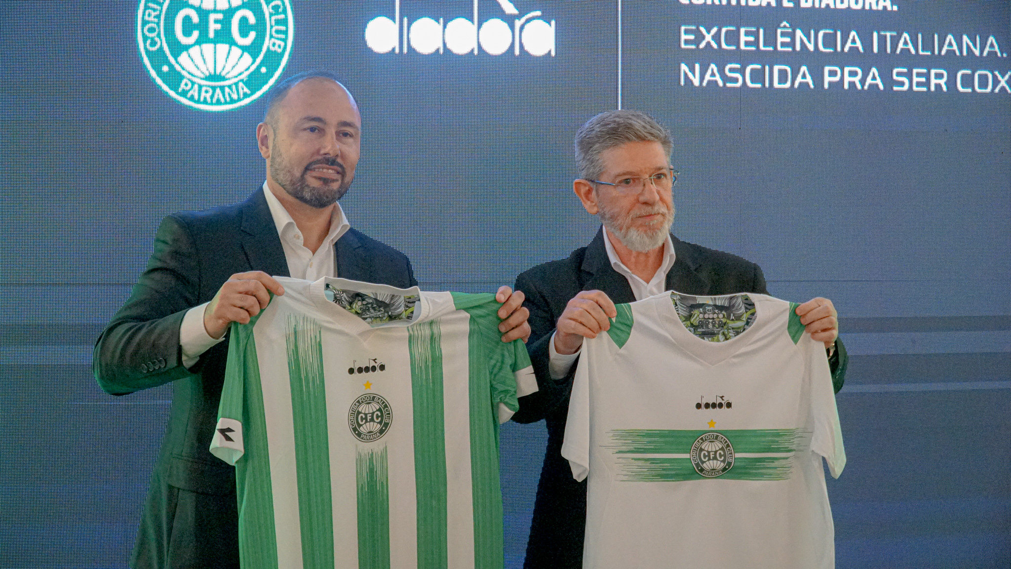 Evento marca lanamento dos uniformes da Diadora