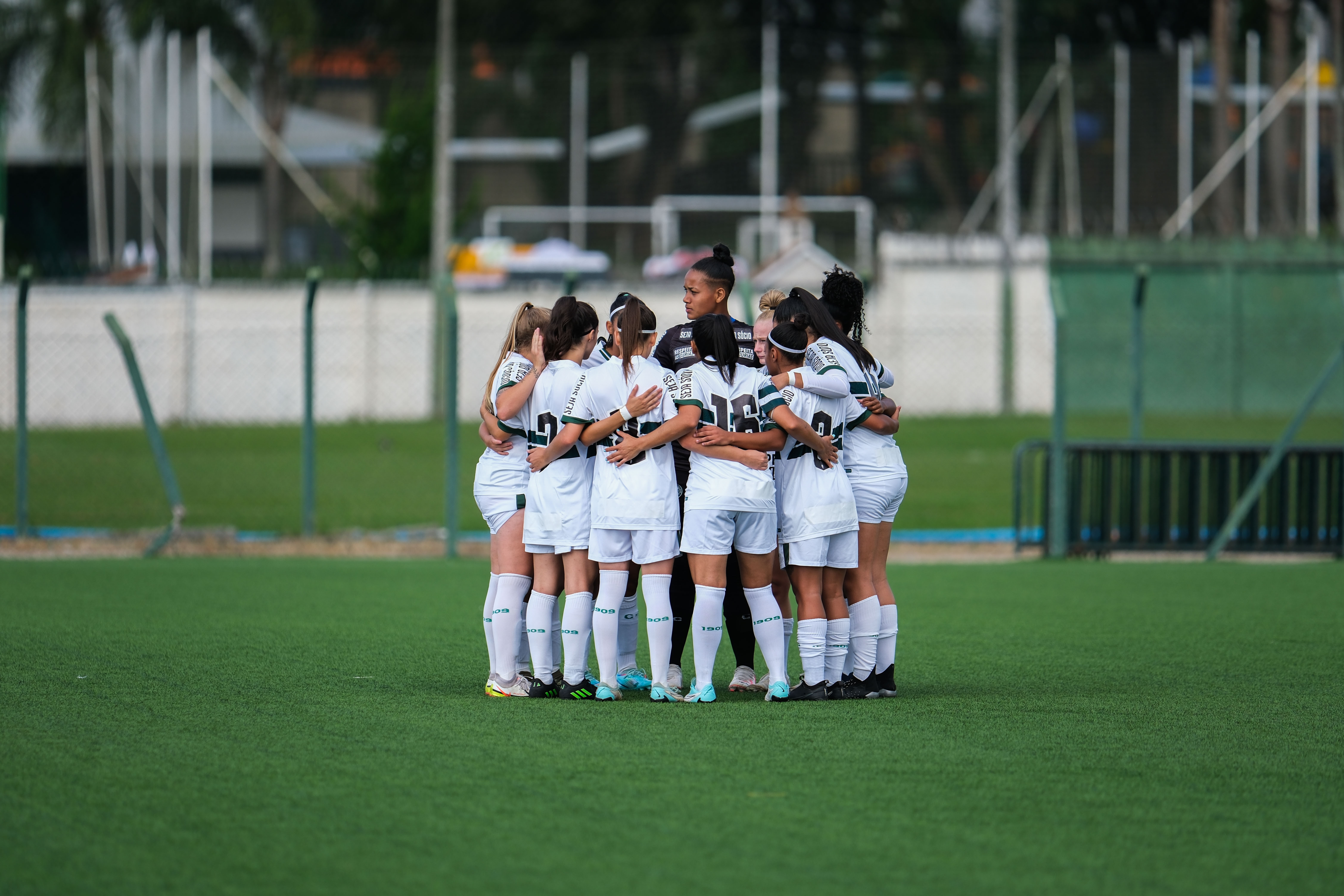 Gurias do Coxa encerram participao no Brasileiro Feminino A3