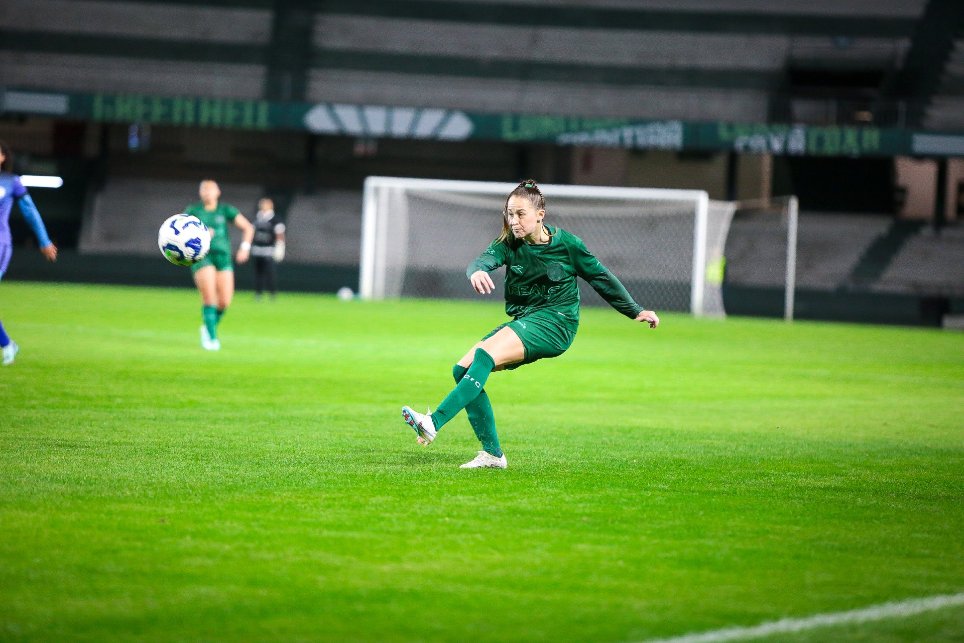 Coritiba x Ferroviria: saiba como assistir  partida da Copa do Brasil Feminina