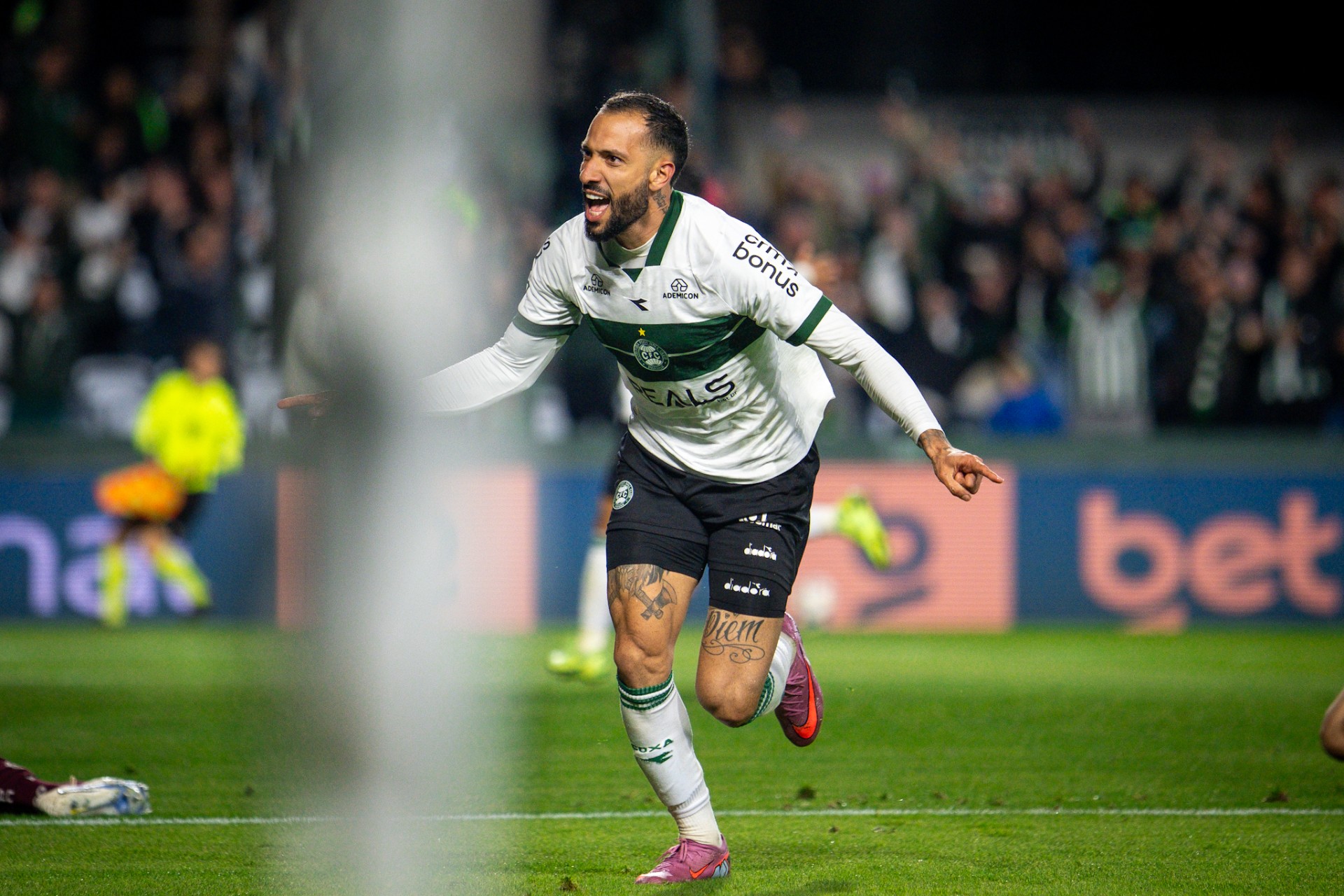 GOLEADA NO ALTO DA GLRIA