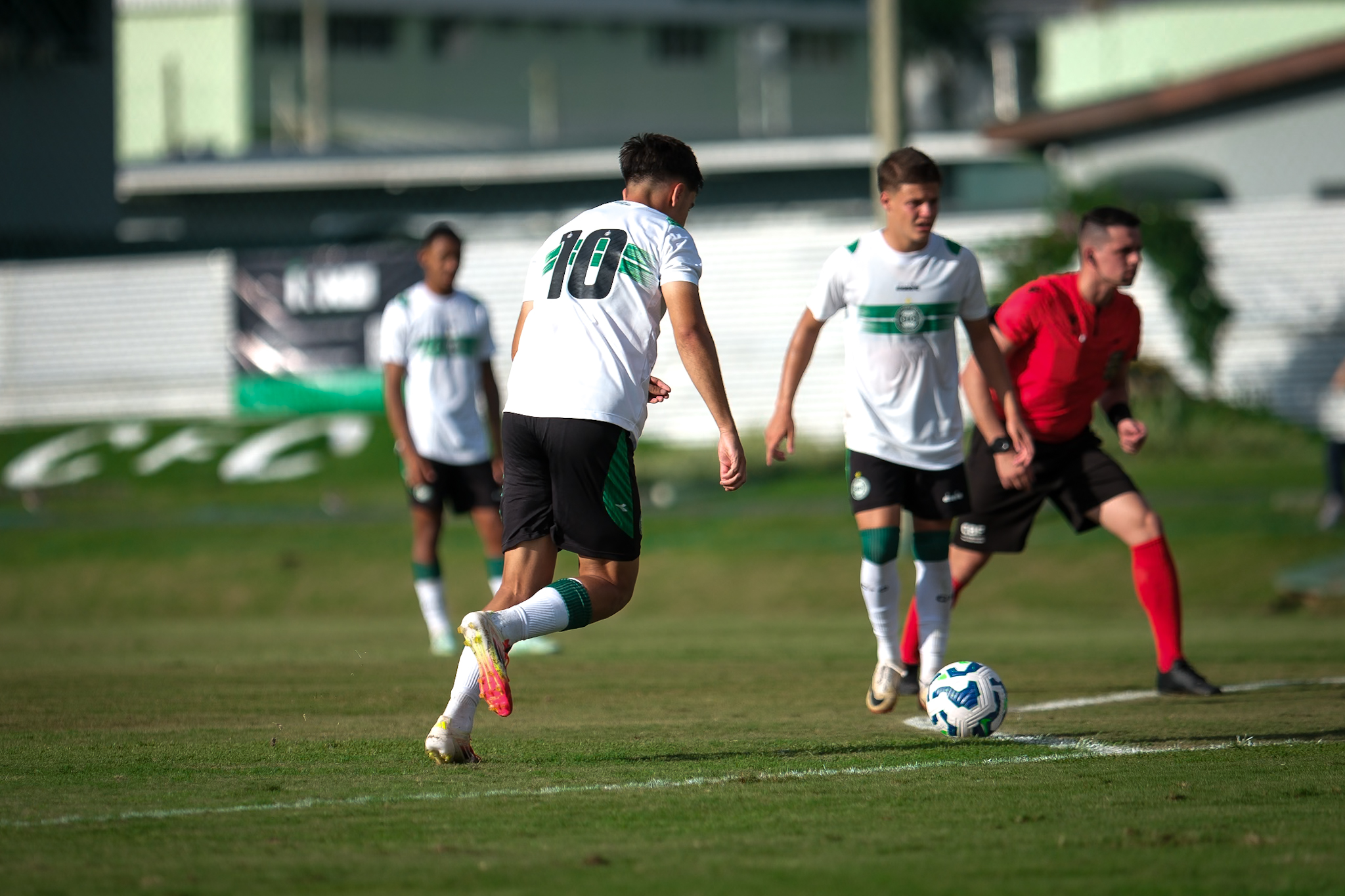 Coritiba vence o Operrio pelo Brasileiro Srie B Sub-20