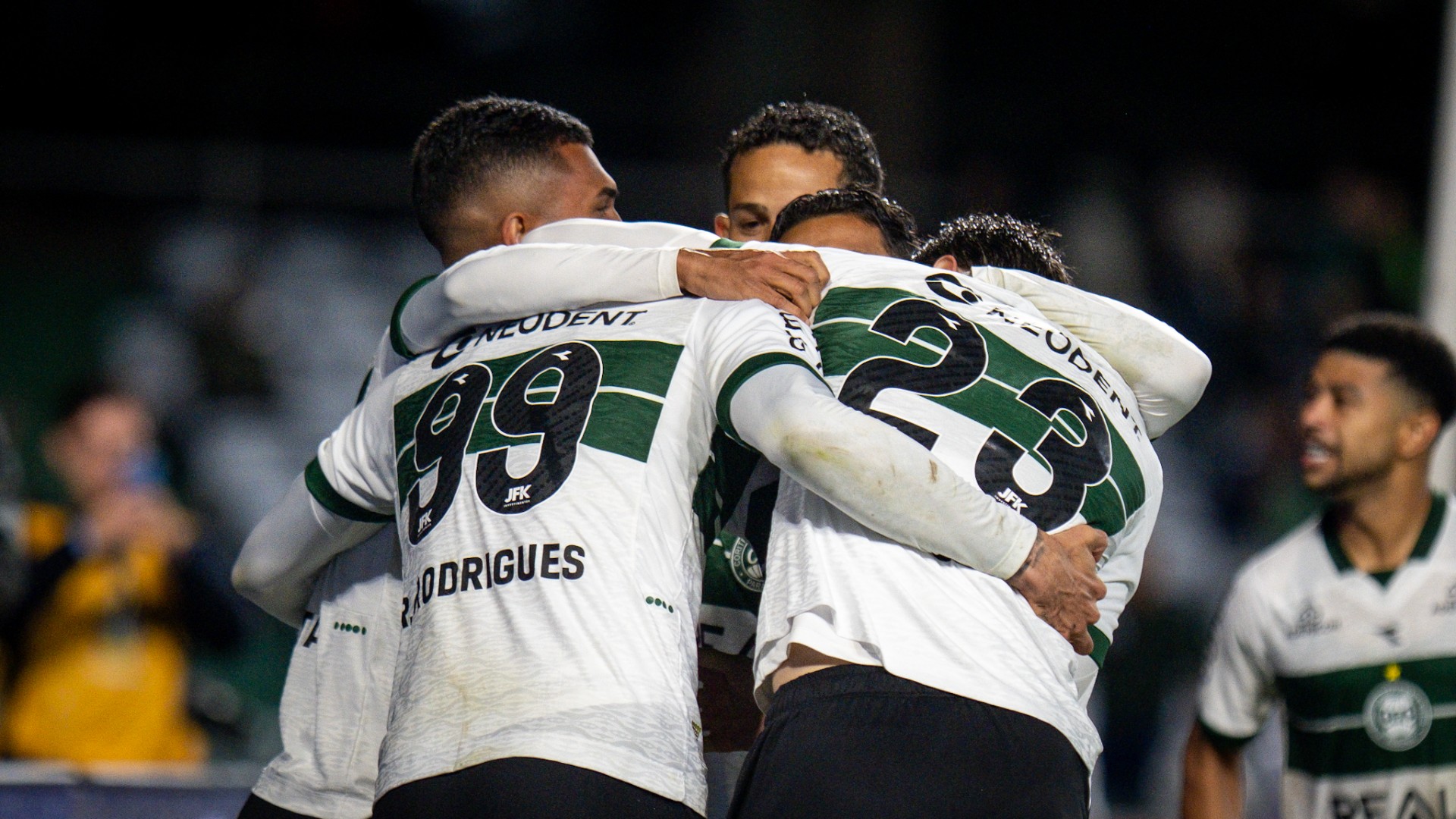 Rodrigo Rodrigues e Iury Castilho marcam primeiros gols pelo Coritiba