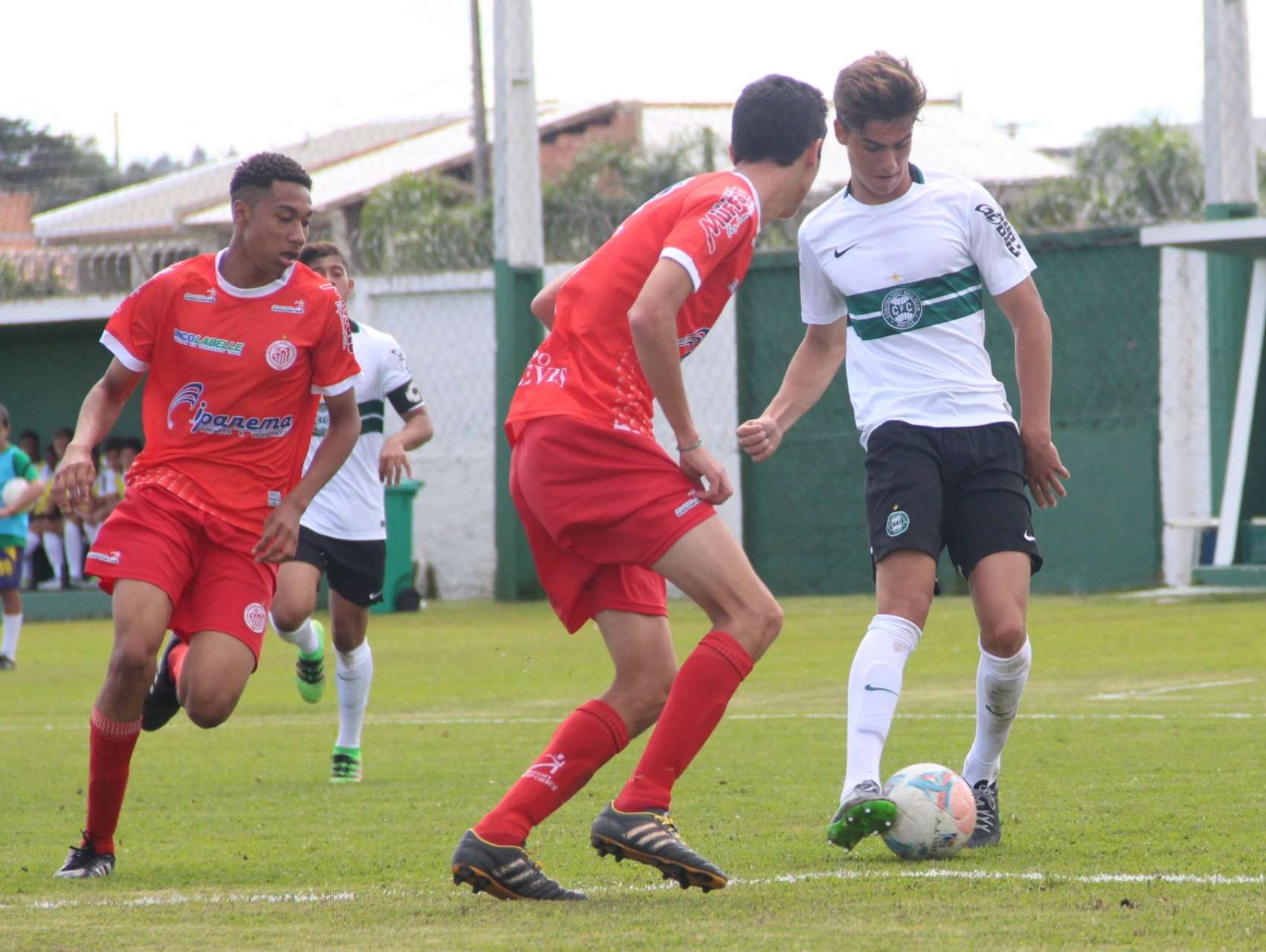 Rodrigo Guth  convocado para Seleo Sub-17