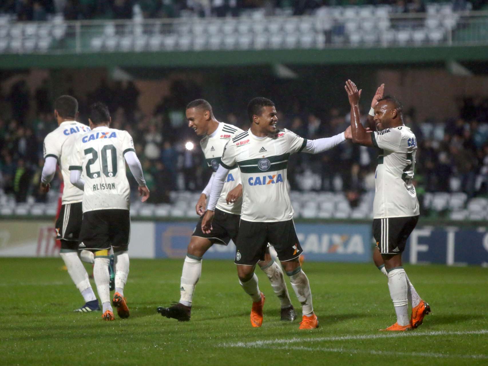 Vitria em casa