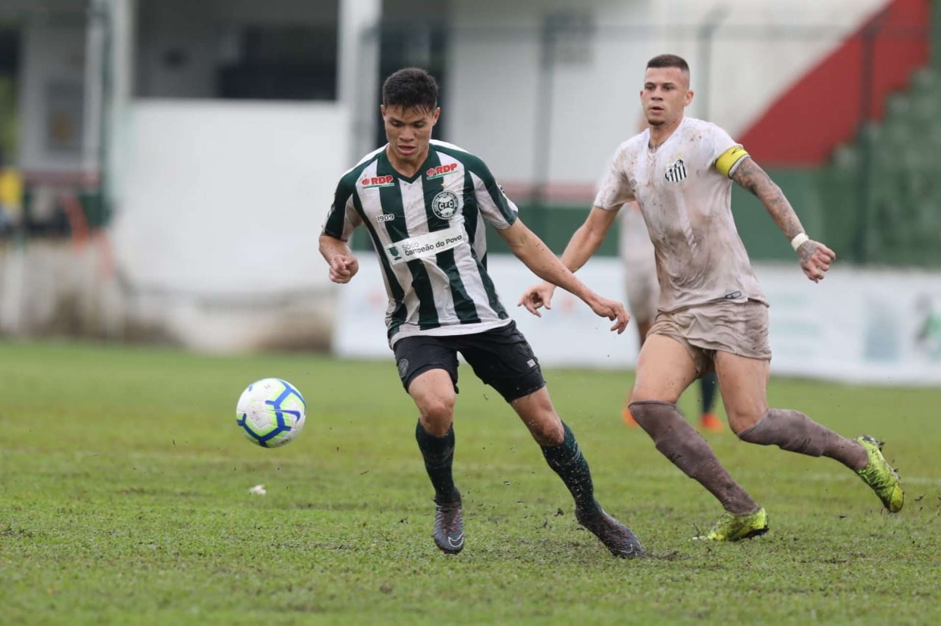 Coxa  derrotado no BR de Aspirantes