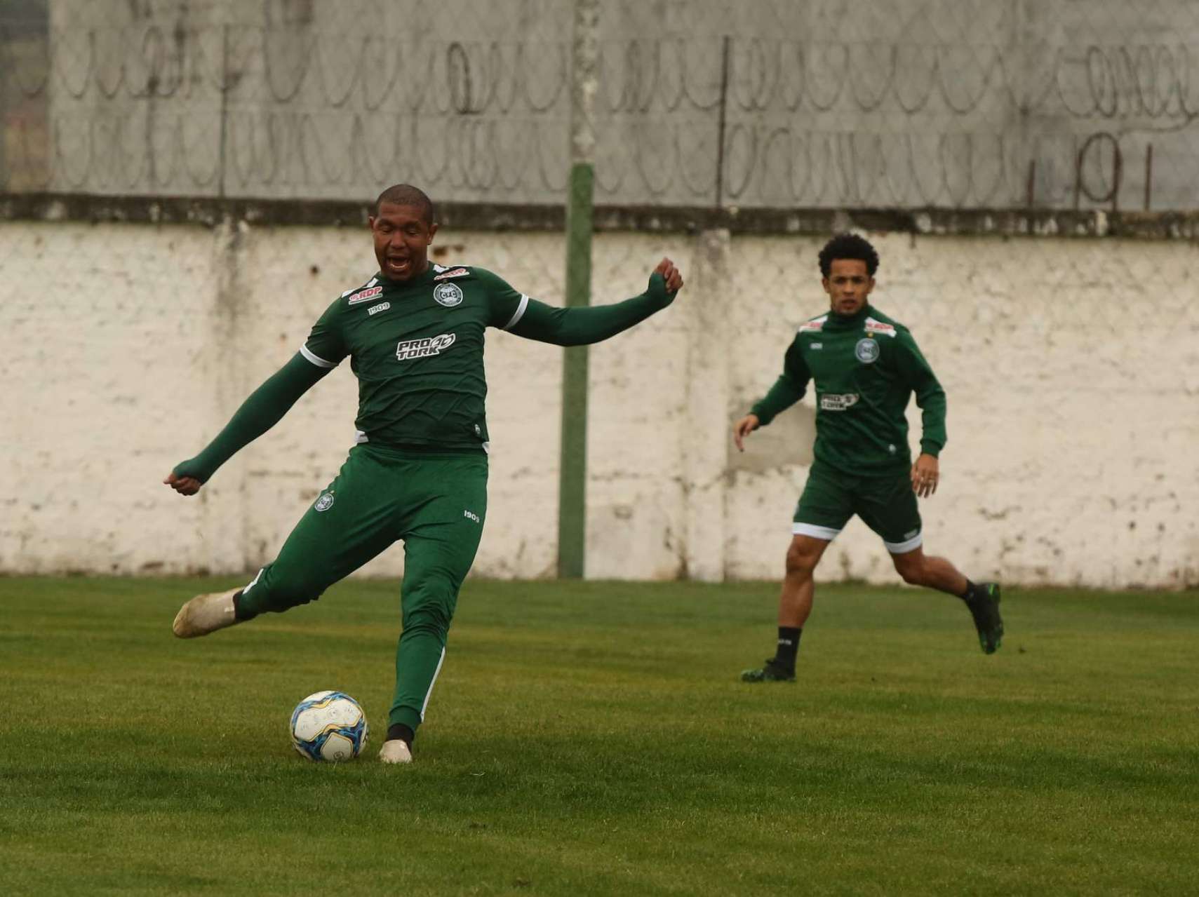 Coxa ganha novidades na intertemporada