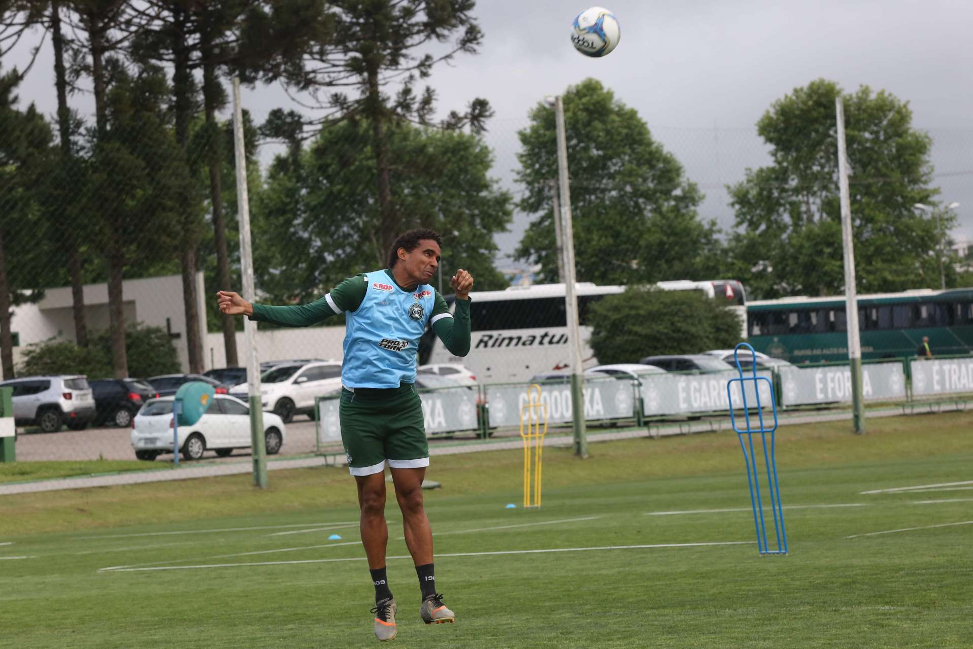 Galeria do treino no CT da Graciosa