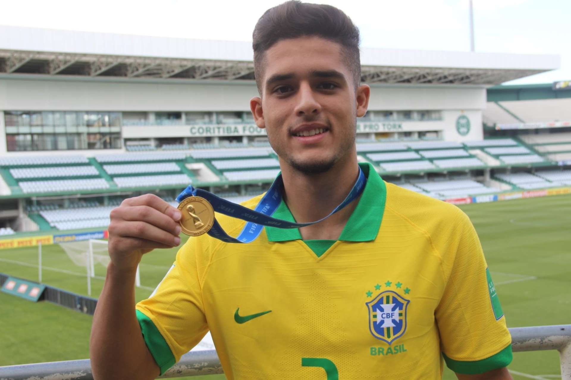 O campeo voltou!