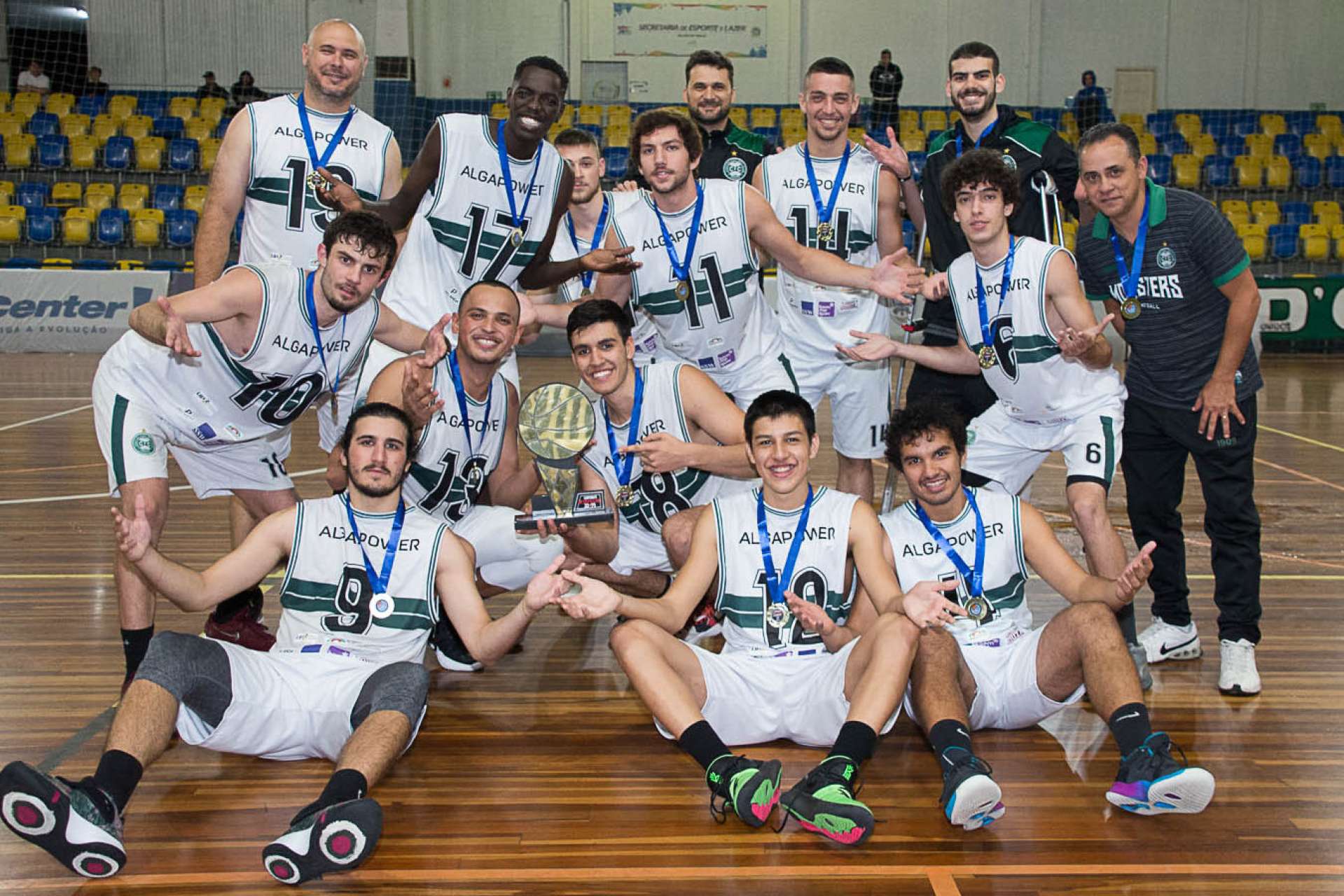 Coritiba Monsters conquista ttulo