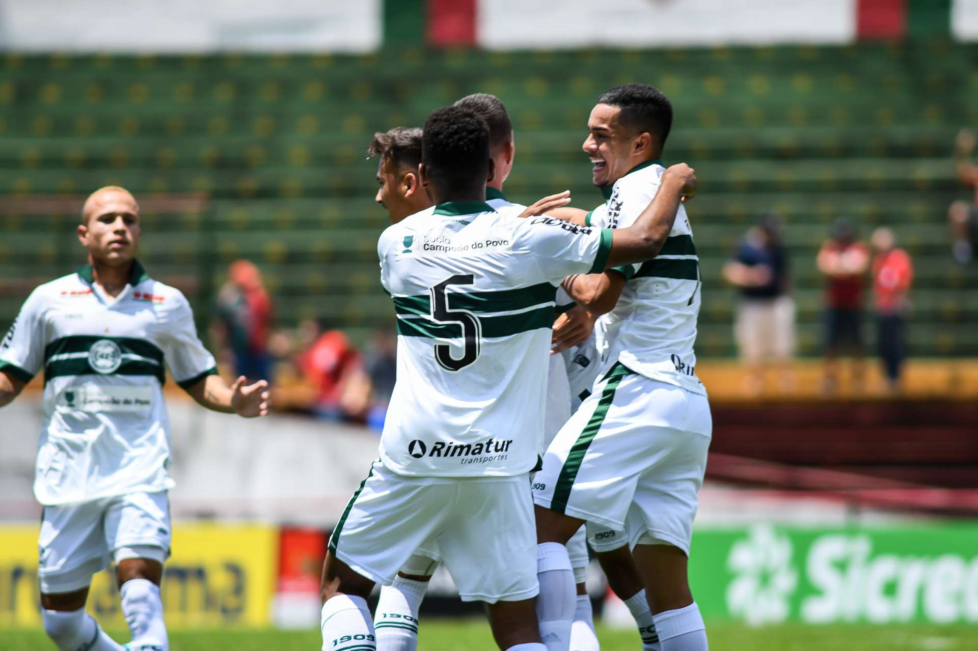 Coxa pronto para sequncia na Copa SP