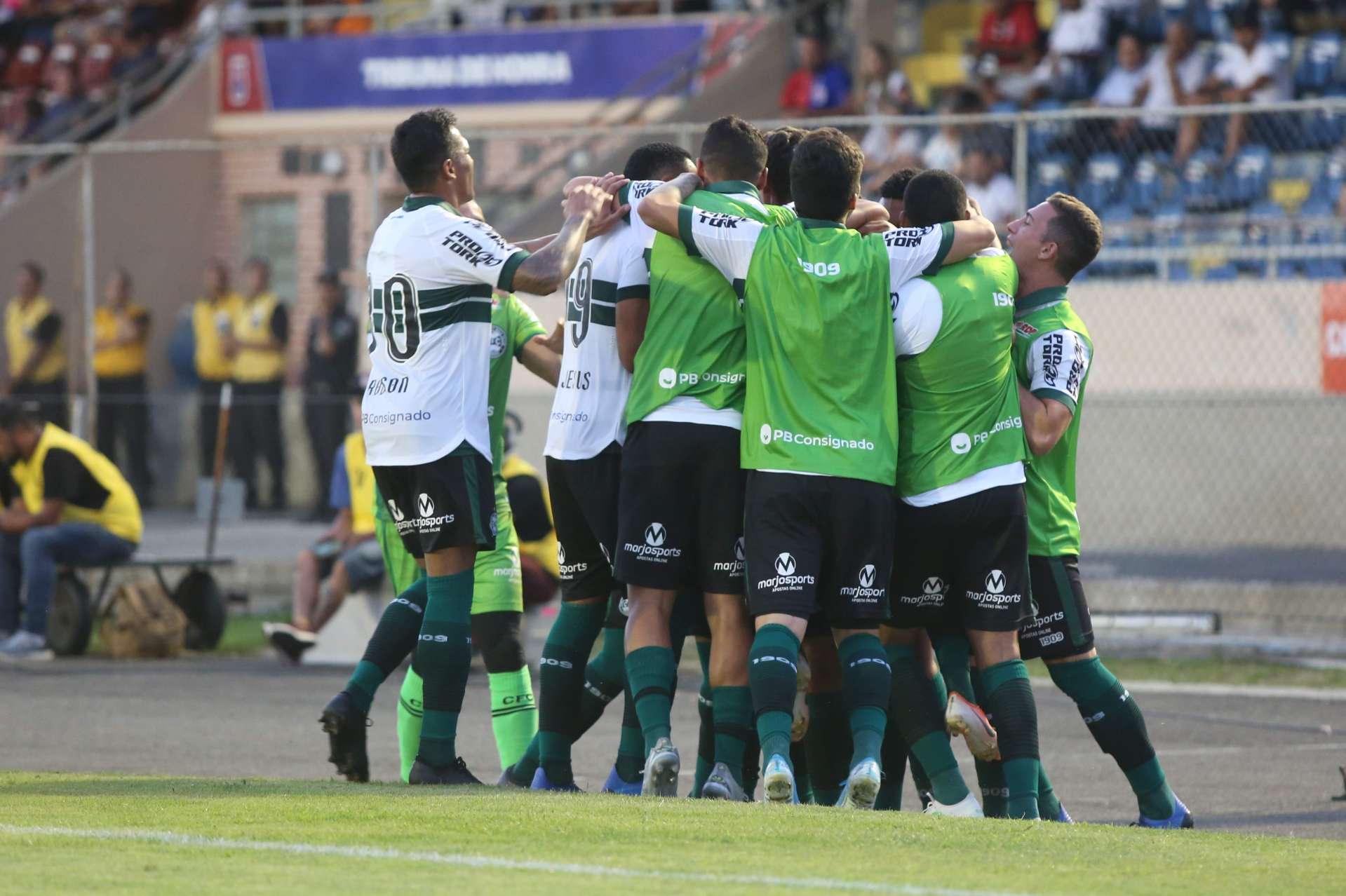 Coxa vence Para-Tiba