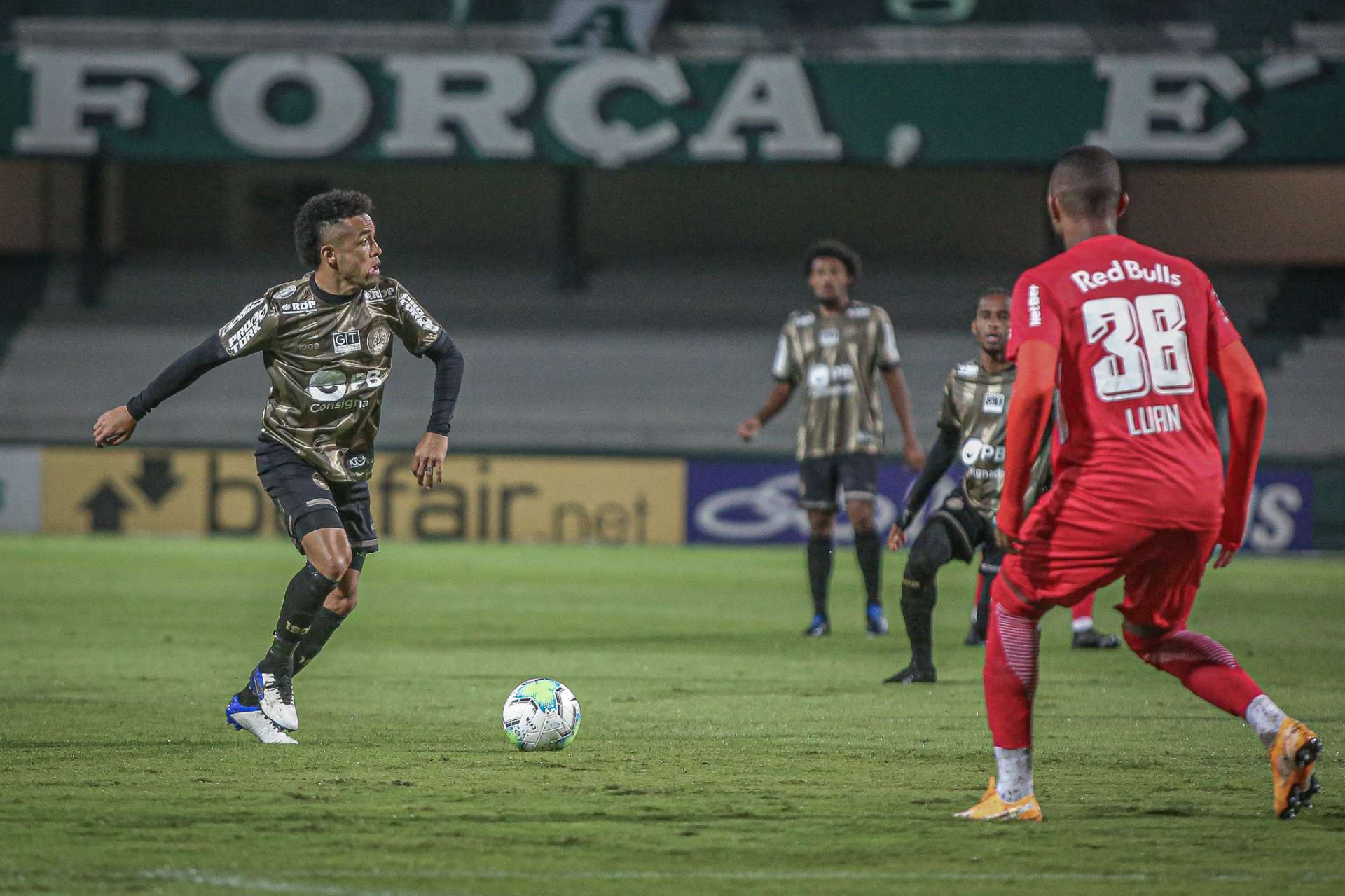 Coritiba empata com o Red Bull Bragantino