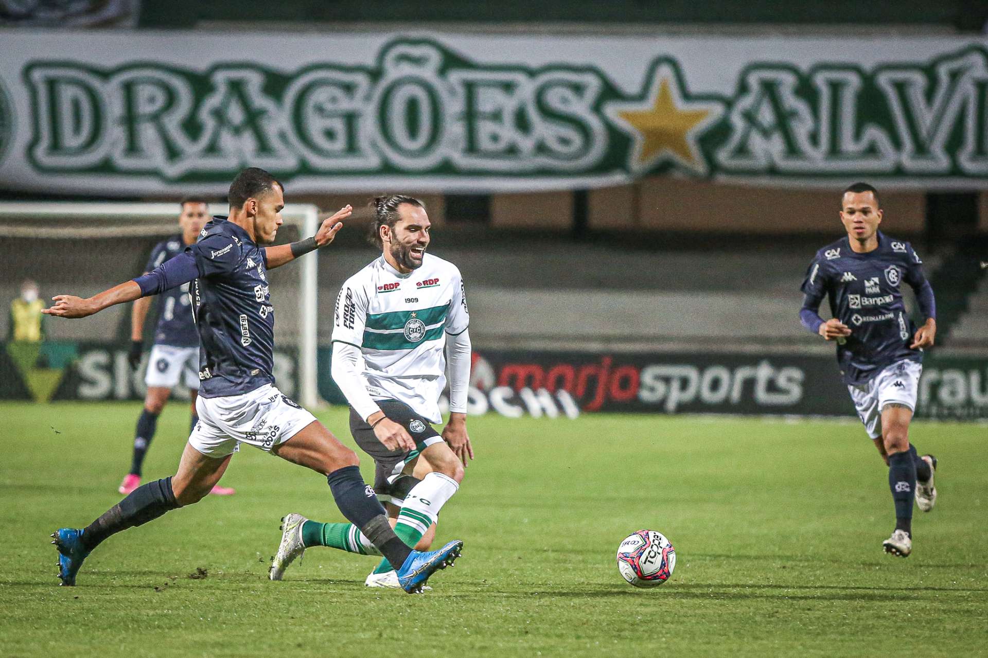 Confira os nmeros de Coritiba e Remo