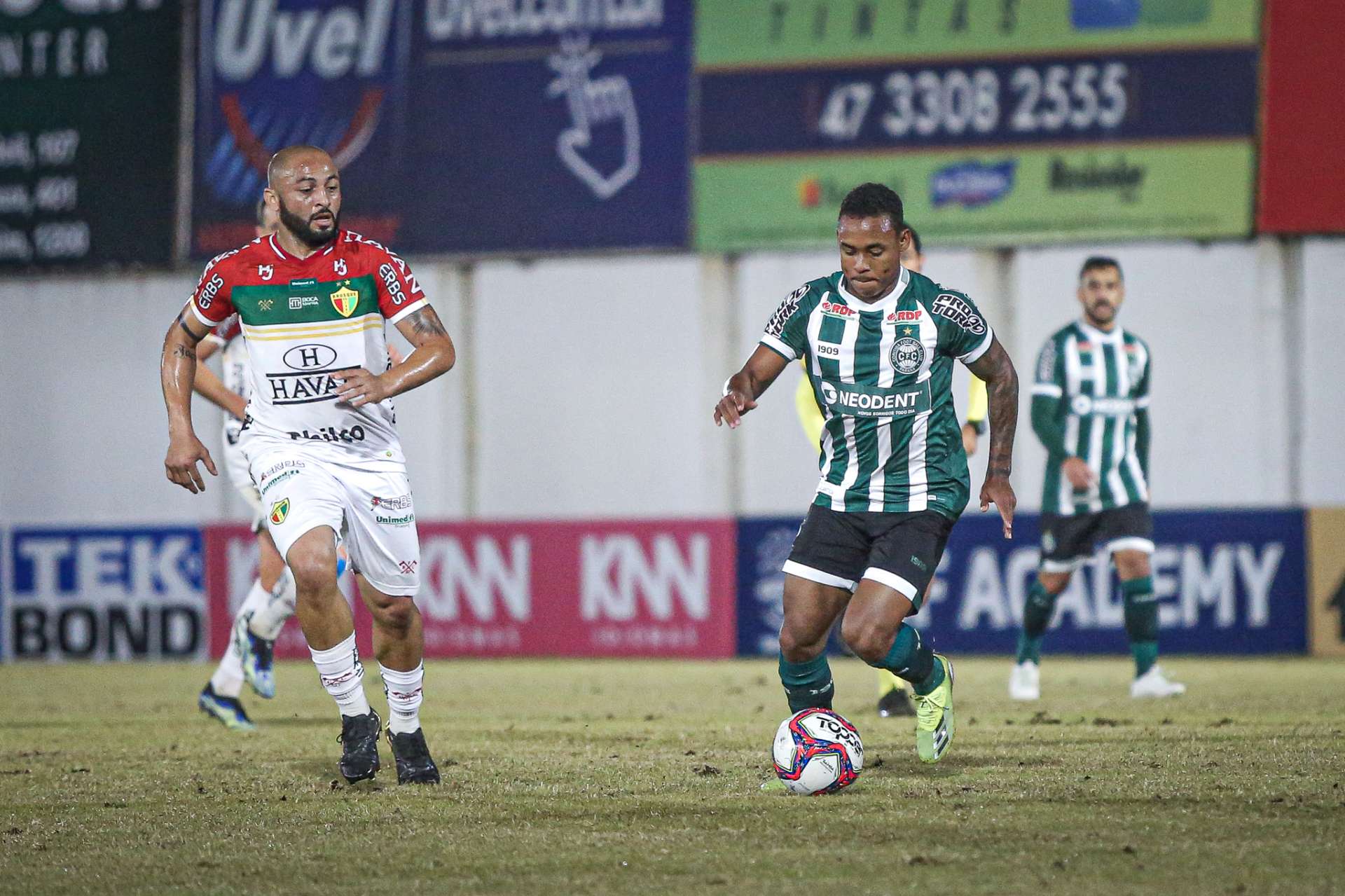 Empate no Brasileiro