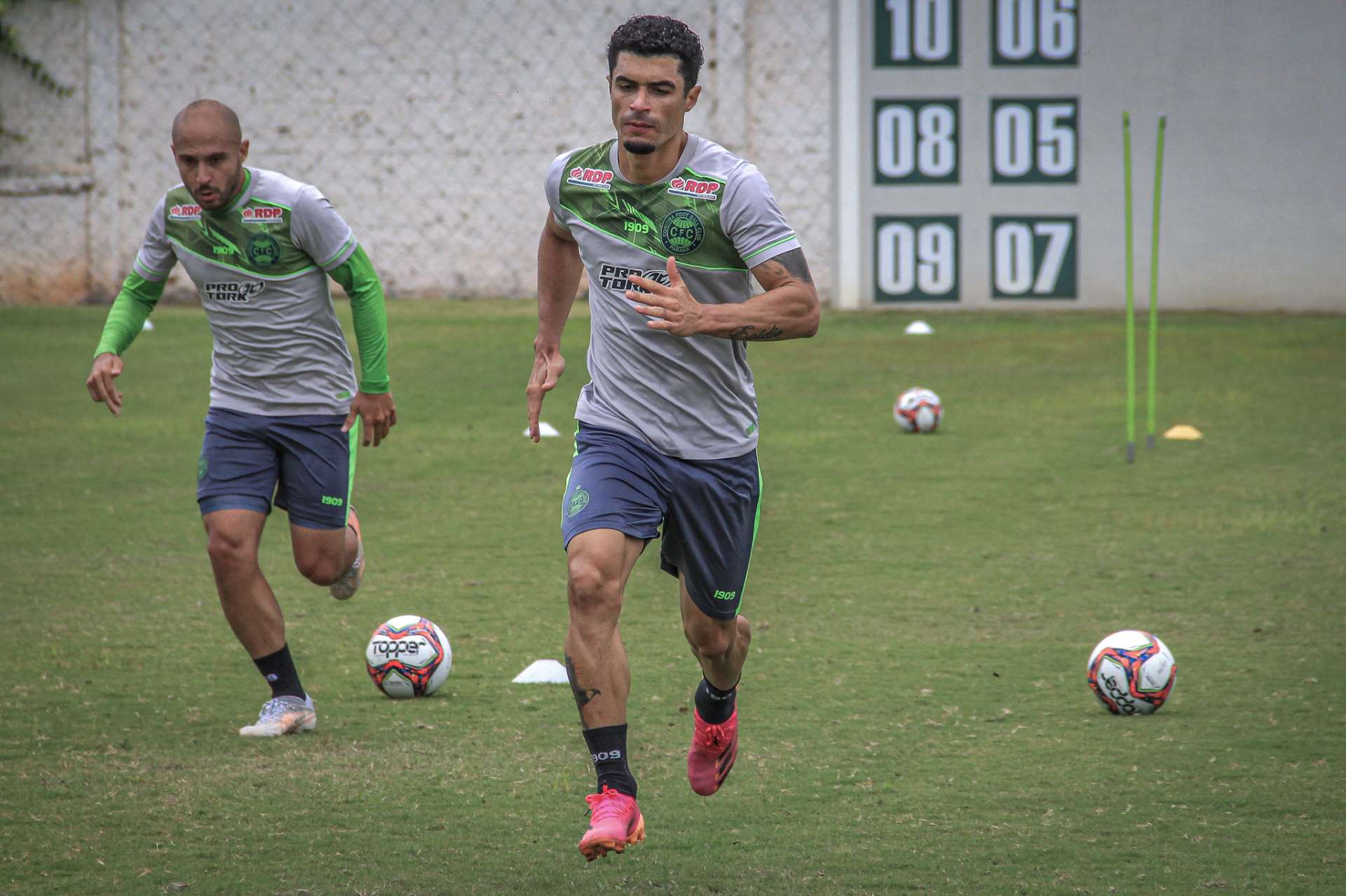 Treino em dois perodos