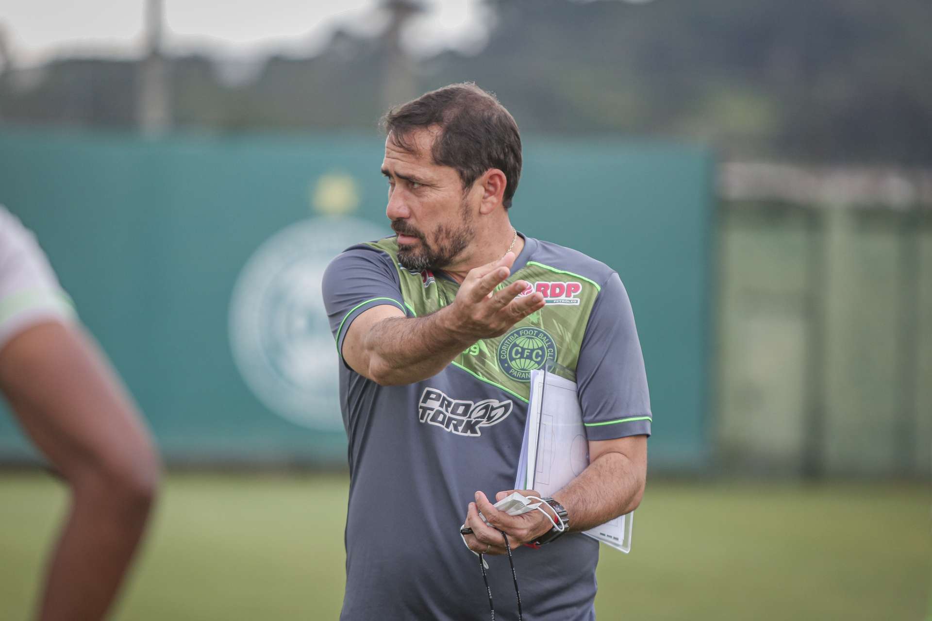 Relacionados para enfrentar o Operrio