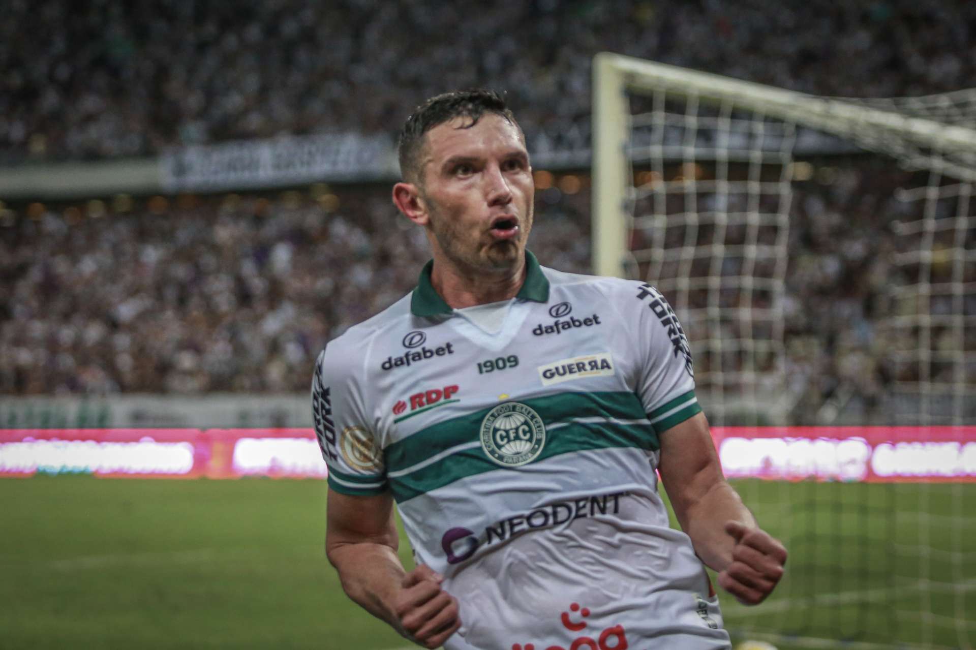 Coritiba empata em Fortaleza