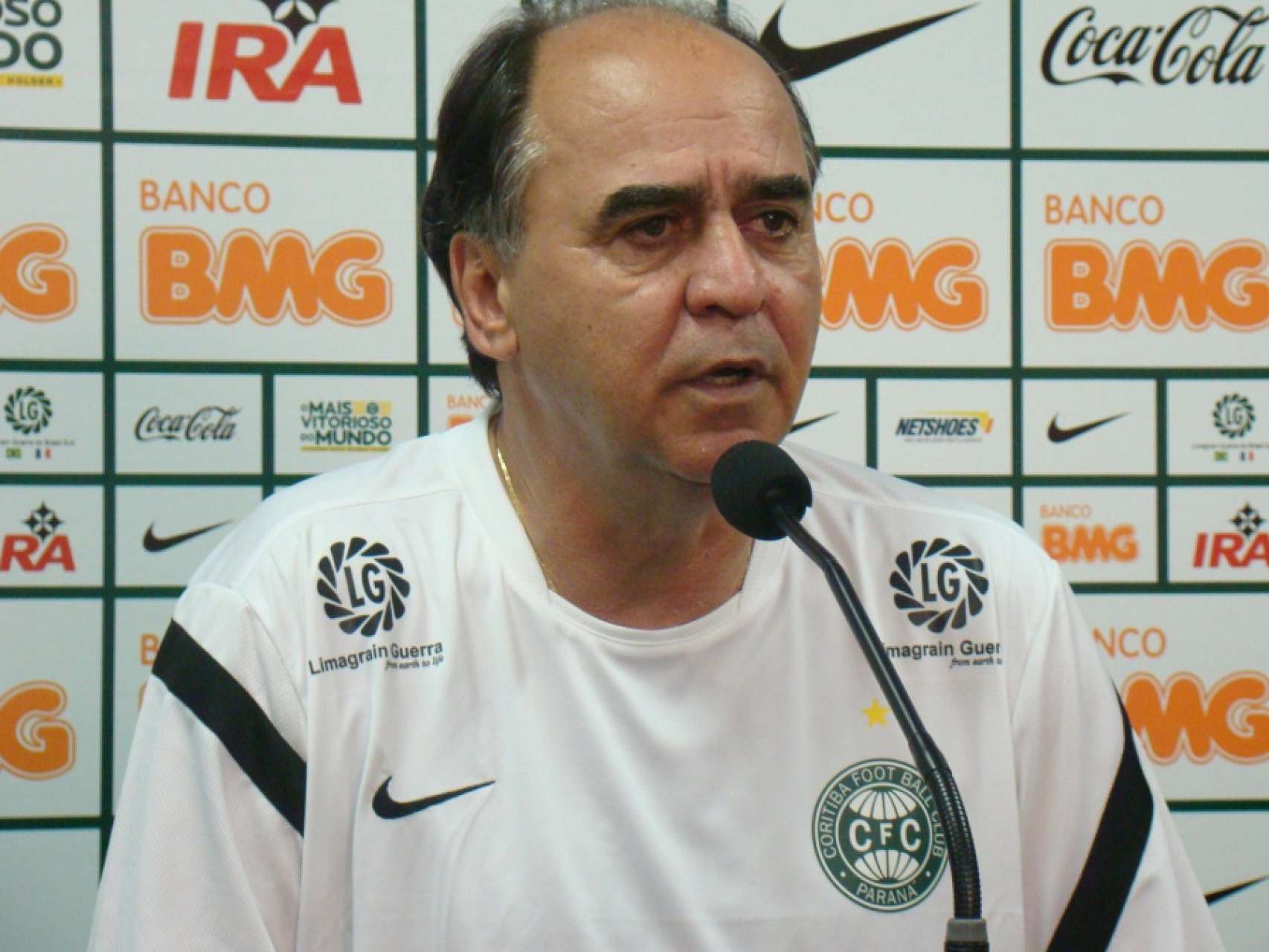 Marcelo Oliveira destaca postura da equipe