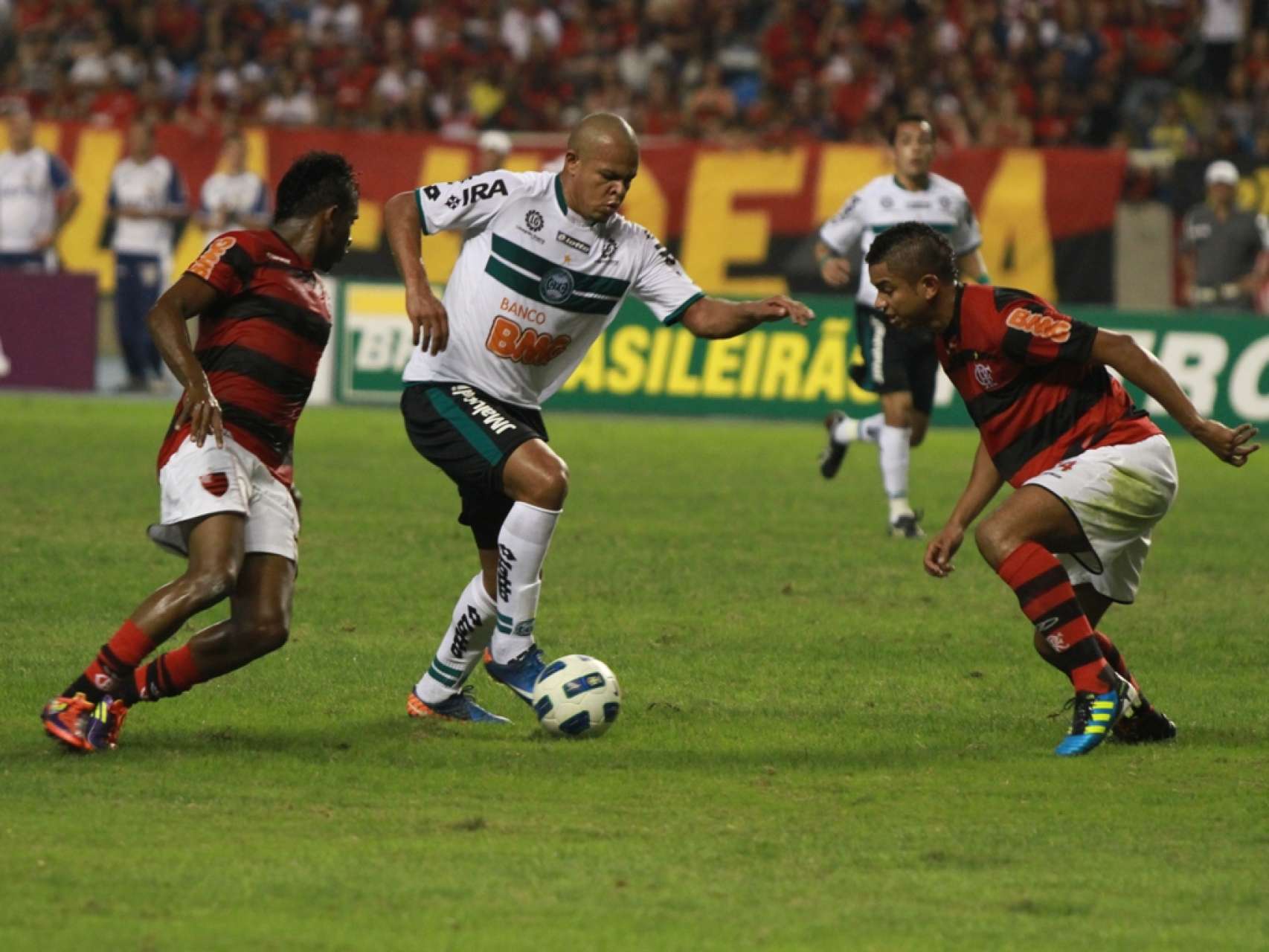 Nmeros entre Coritiba e Flamengo