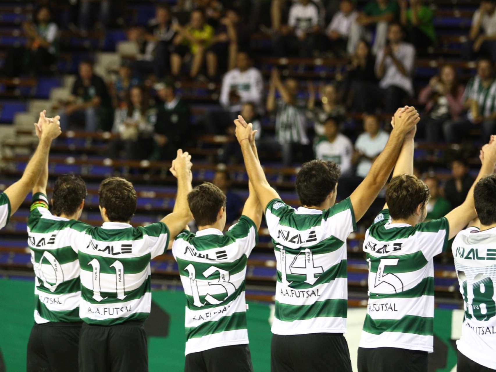 Coritiba Futsal conta com o apoio da torcida Coxa