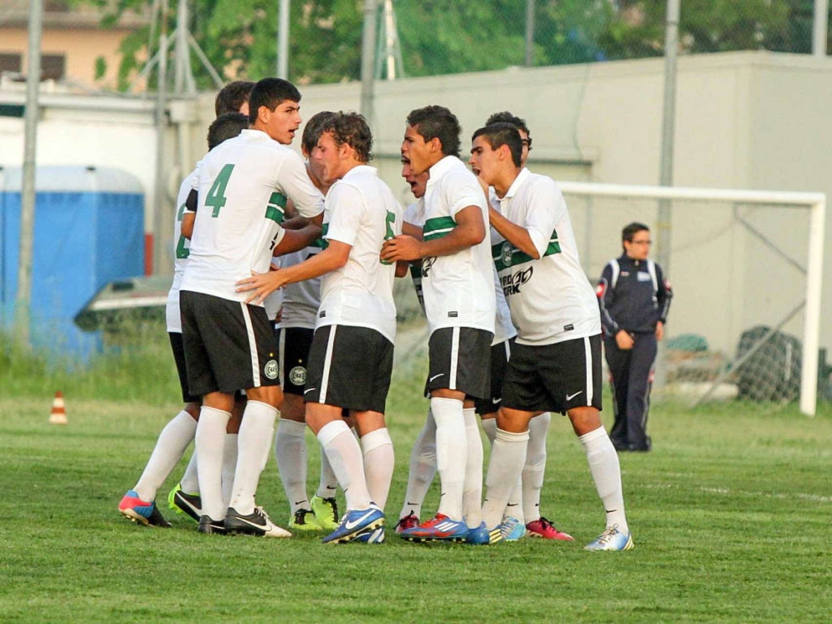 Coritiba recebe certificado de clube formador de atletas