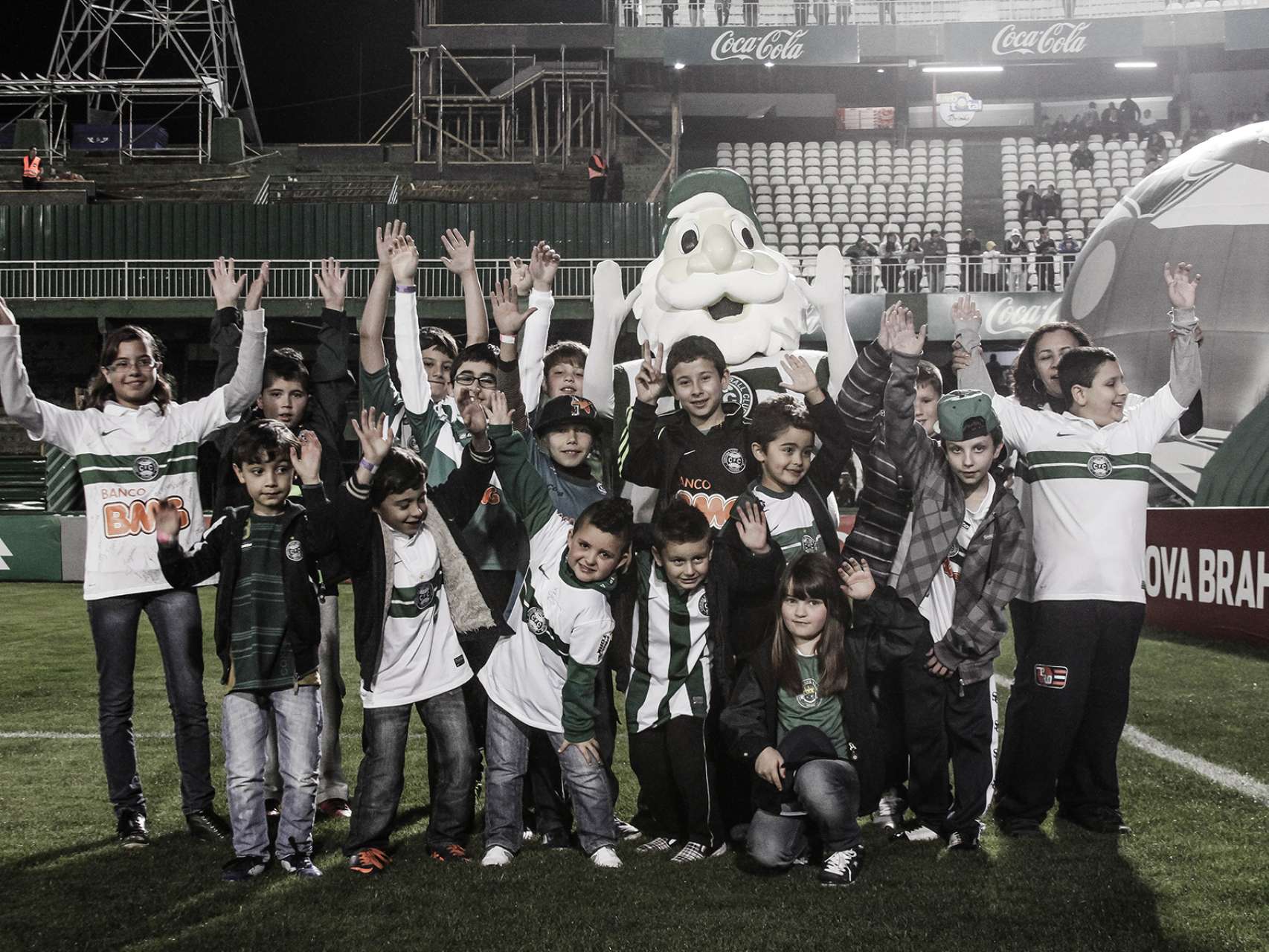 Galeria Coxa: Mascotinhos Coritiba x Santos