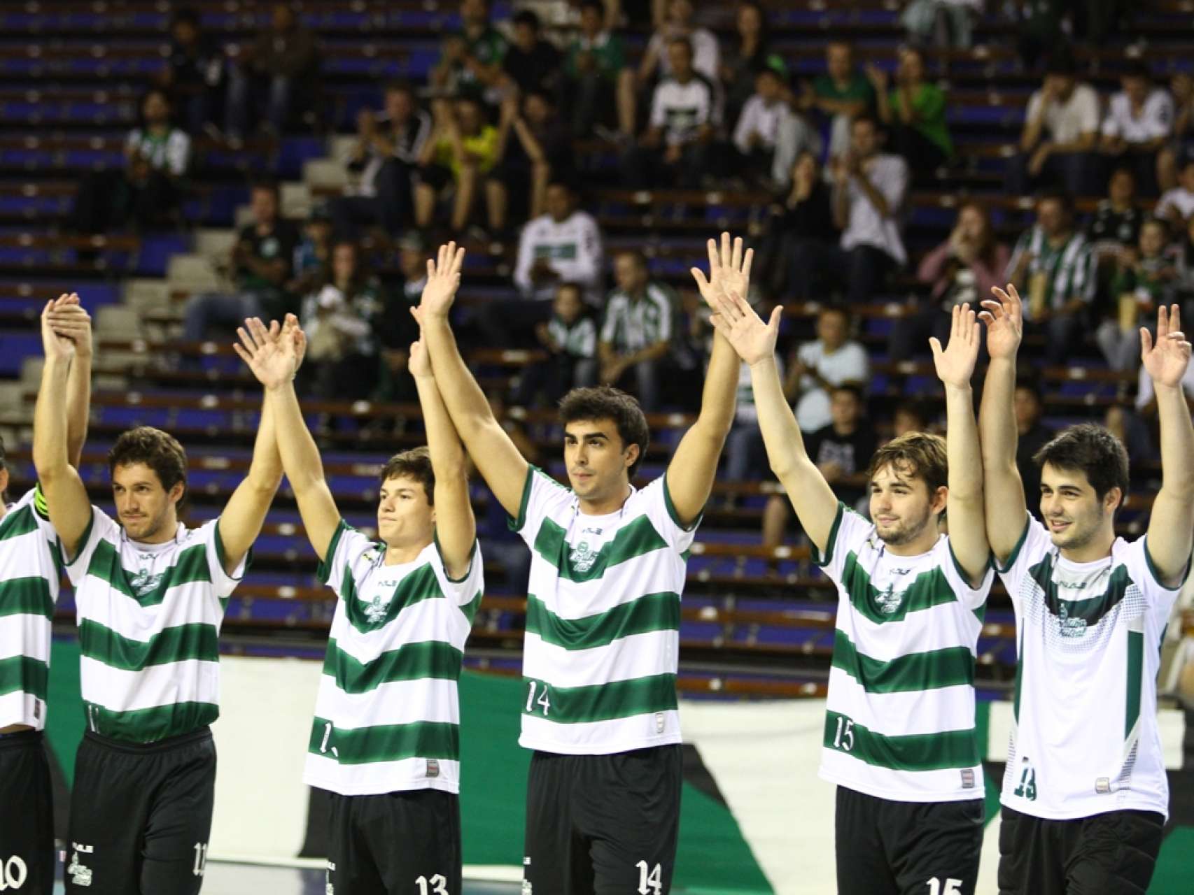 No Tarum, Coxa Futsal goleia o Itaipulndia