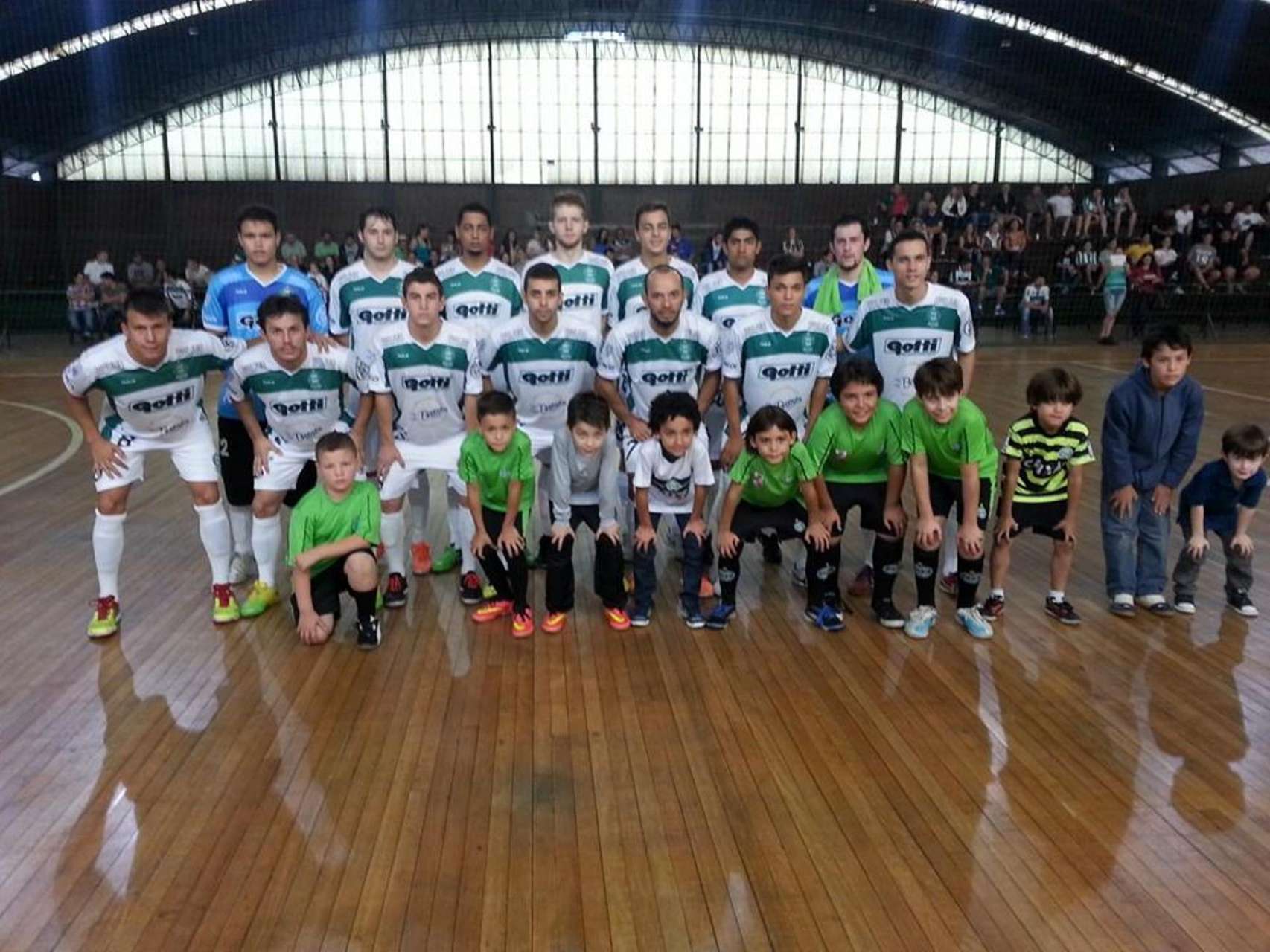 Coxa Futsal enfrenta o Londrina