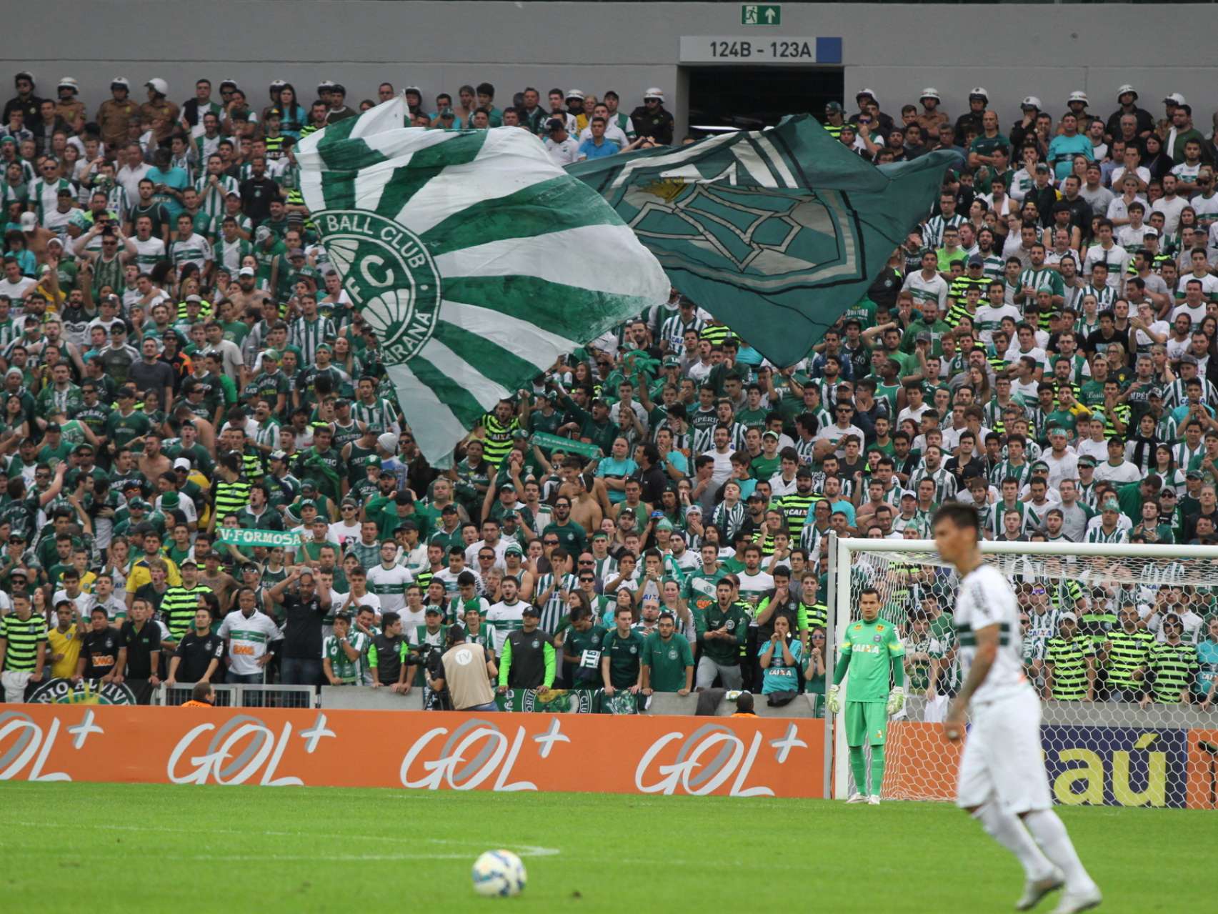 Torcida no Atle-Tiba