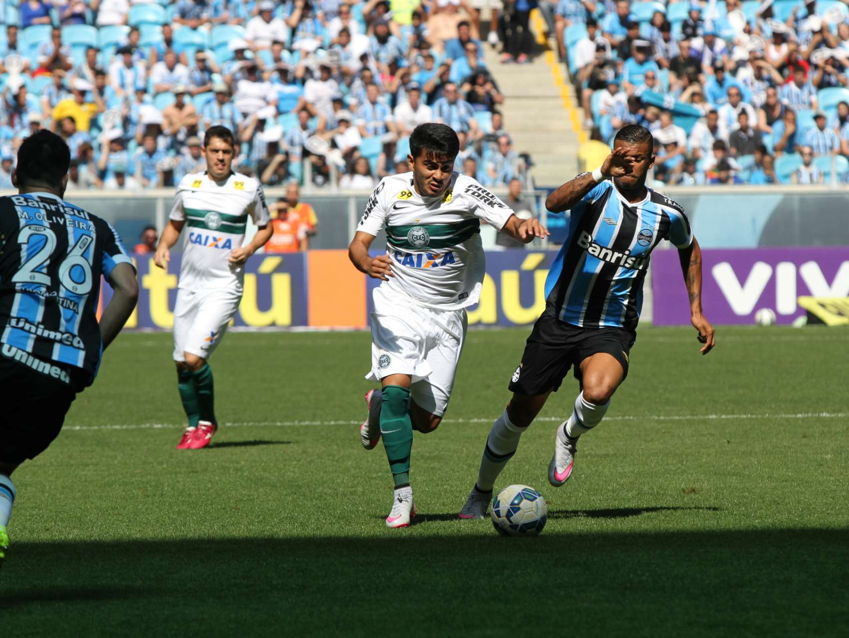 Coxa pontua em Porto Alegre