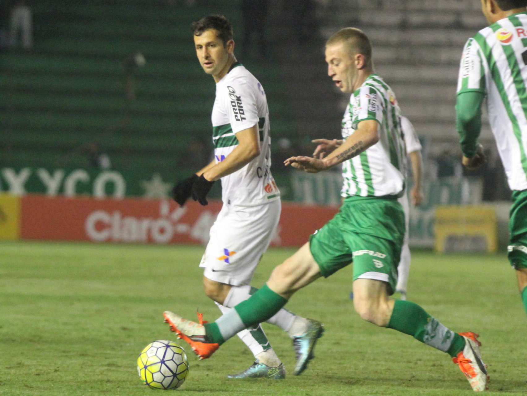 Gonzalez estreia pelo Coxa